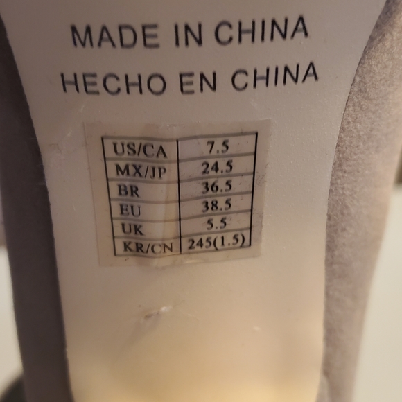 Forever 21 faux suede booties - Picture 4 of 4